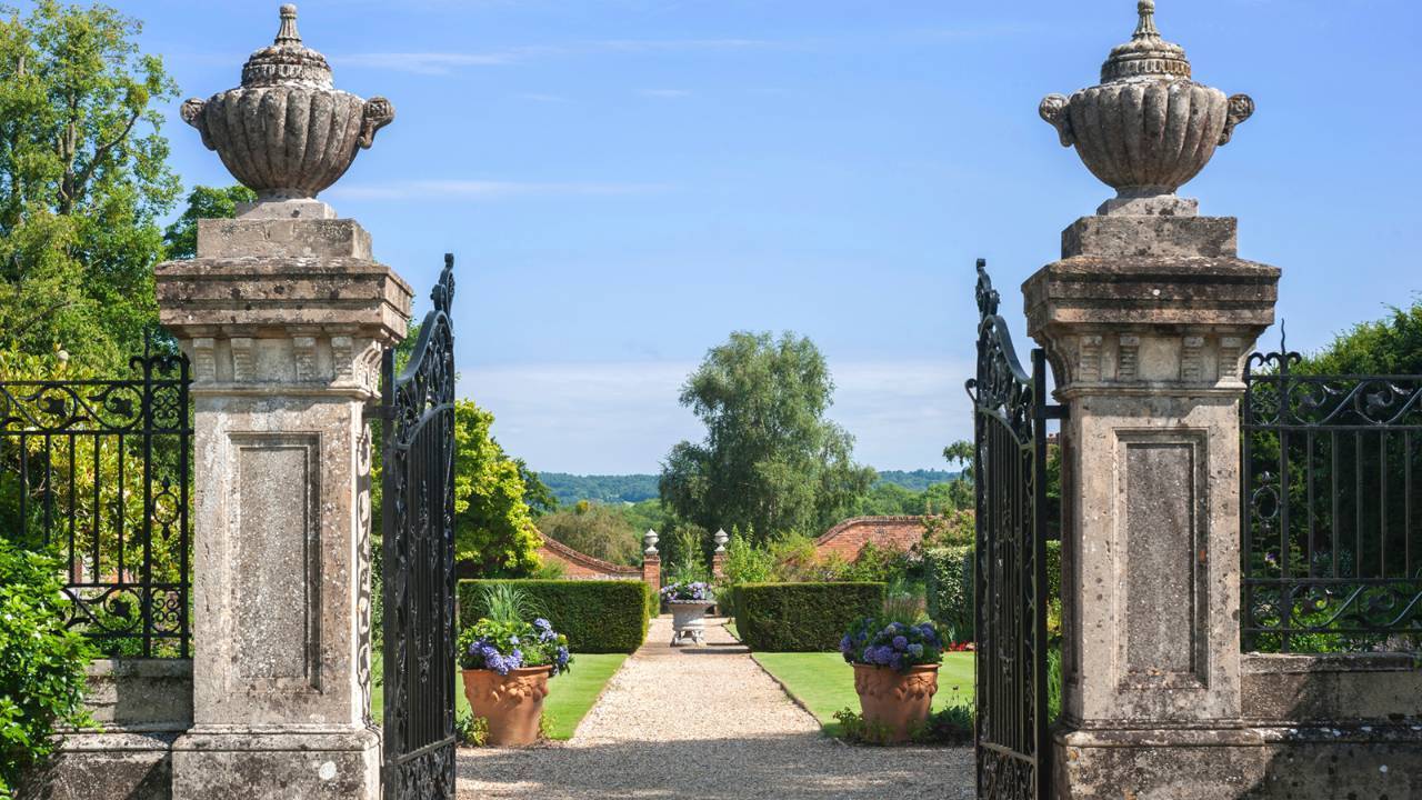 Four Seasons Hampshire Reviewed wedding planner events