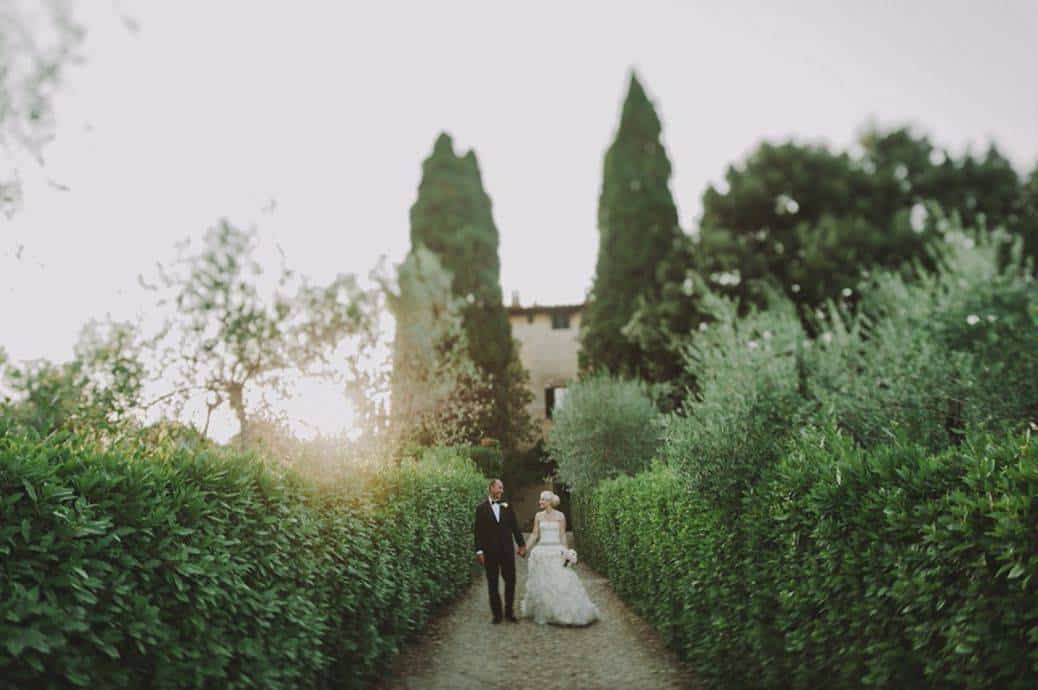 A fresh white wedding in Florence wedding companies london